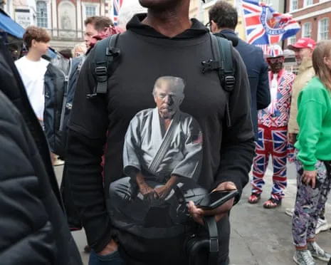 Superfans Assemble in Windsor to Enliven Trump’s Festival of Minimal Action
